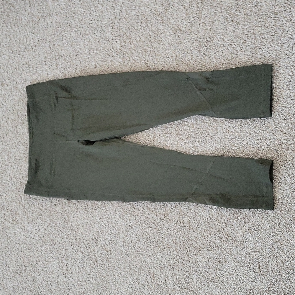 Army Green Lululemon Capri tights